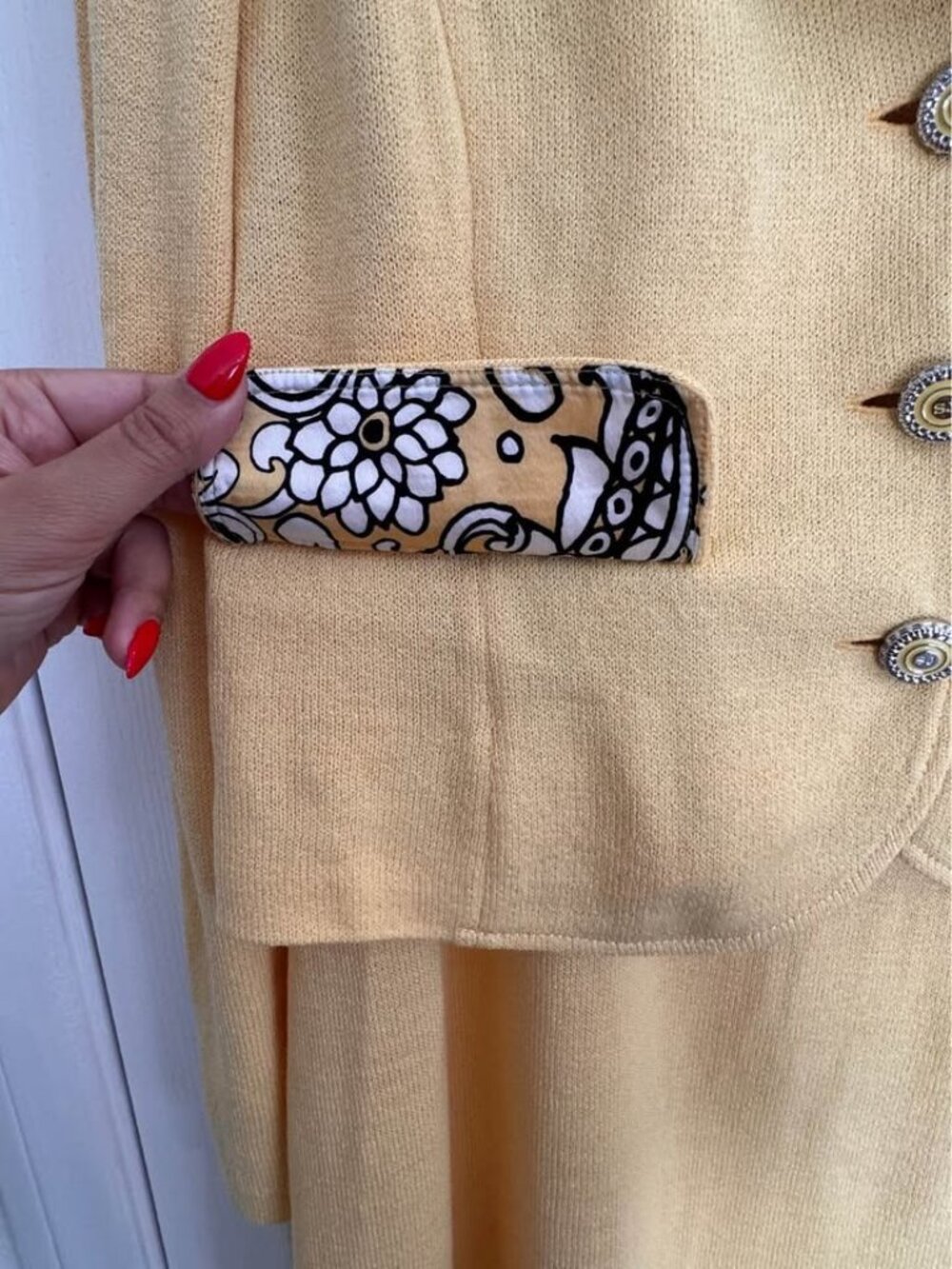 St John Collection Yellow Knit Jacket and Dress Suit Black Trim 14 - Picture 4 of 6